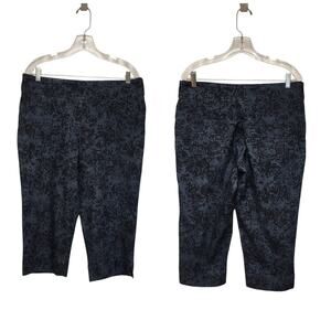 WESTBOUND Pull-On Floral Blue Denim Capri Jeans Size 12
